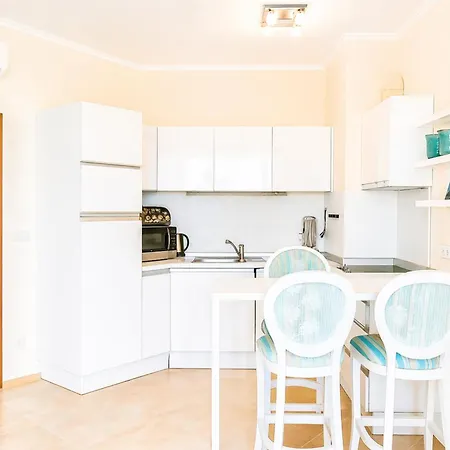 Sea View Kabakum Апартаменты *